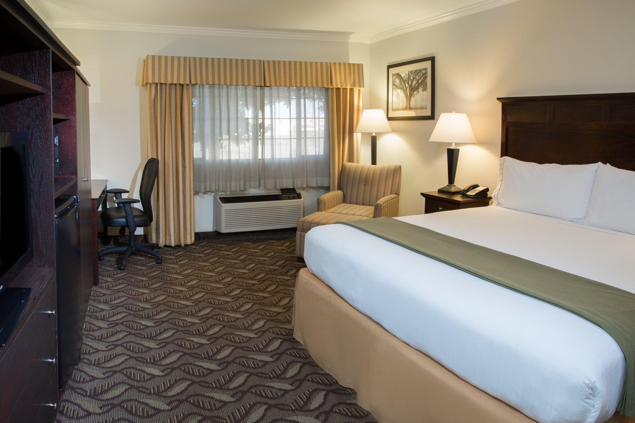 Hotel Express By Ihg 2*