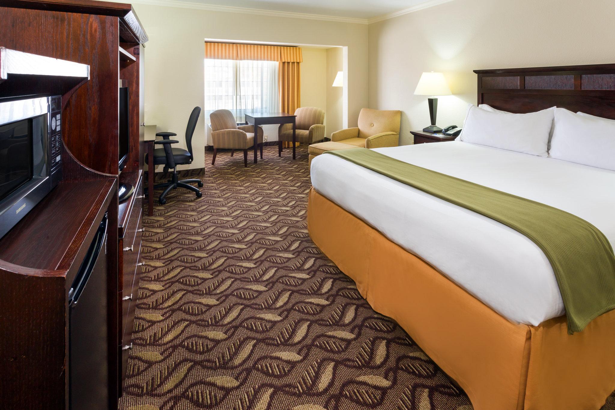Hotel Express By Ihg Lompoc