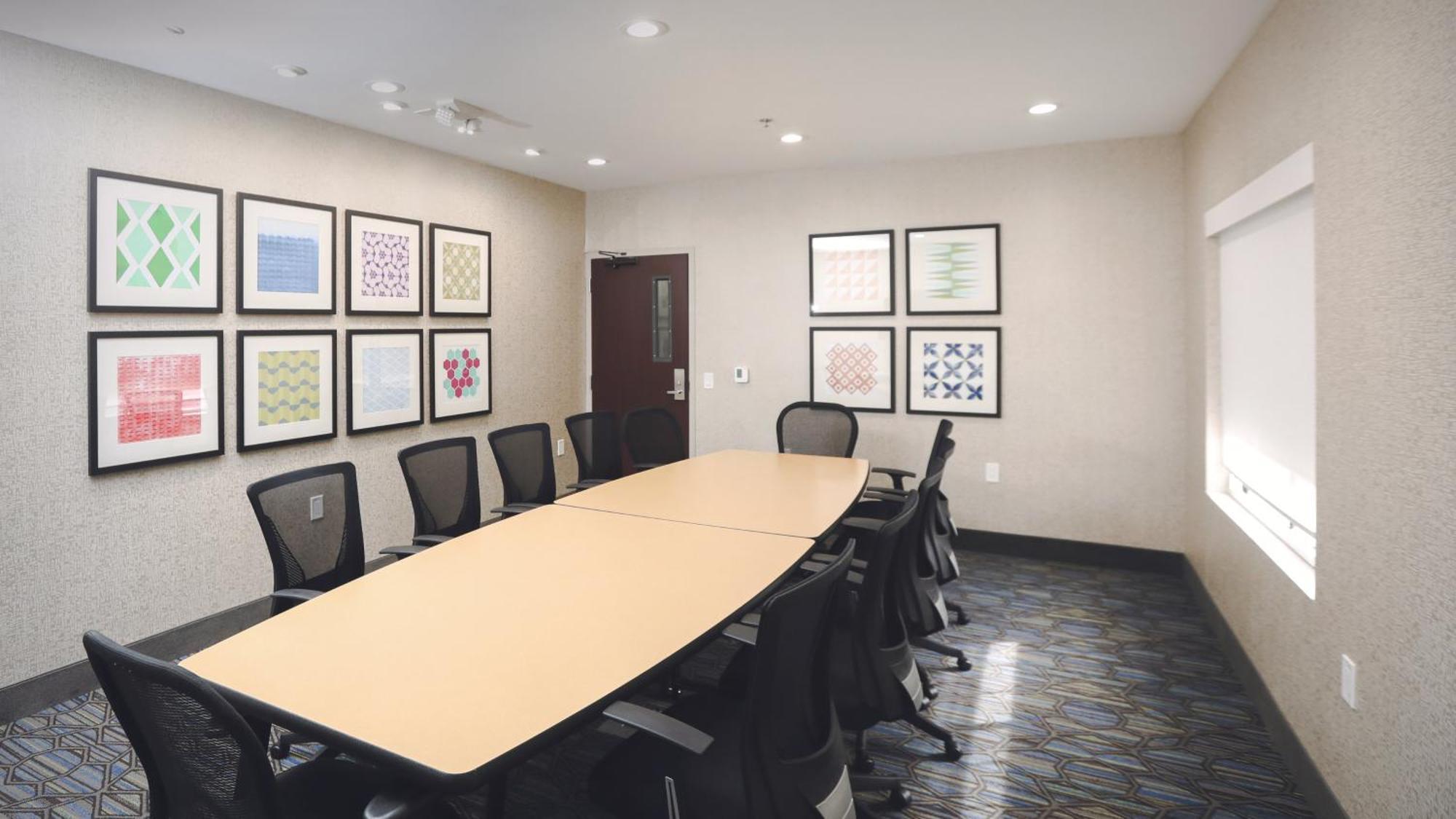 Express By Ihg Hotel Lompoc